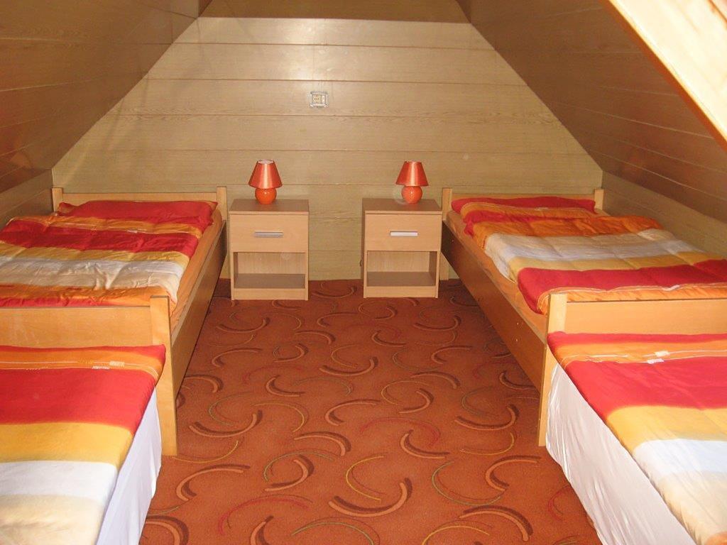 Apartments And Rooms Oasis Of Peace Bovec Esterno foto